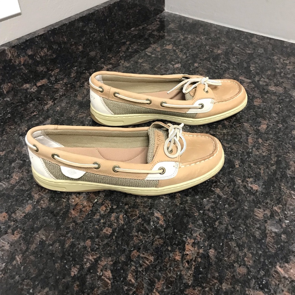 Sperry Topsider shoes